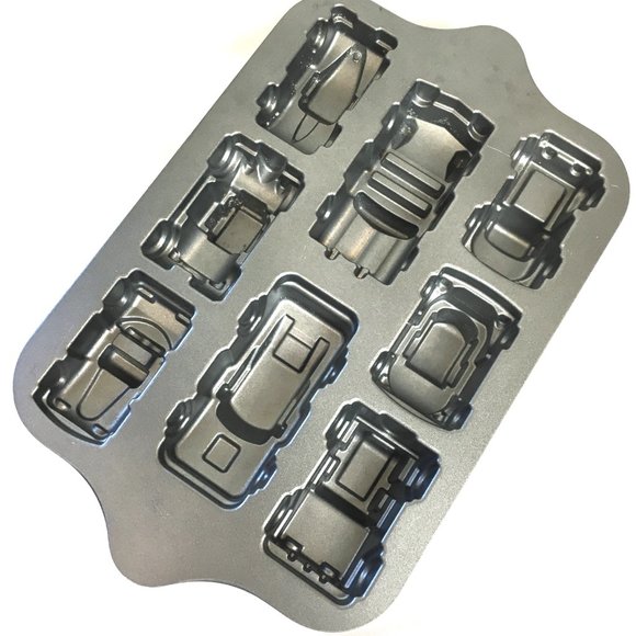 NORDIC WARE Vtg Car Automobile Cake Muffin Pan EUC - Picture 9 of 12